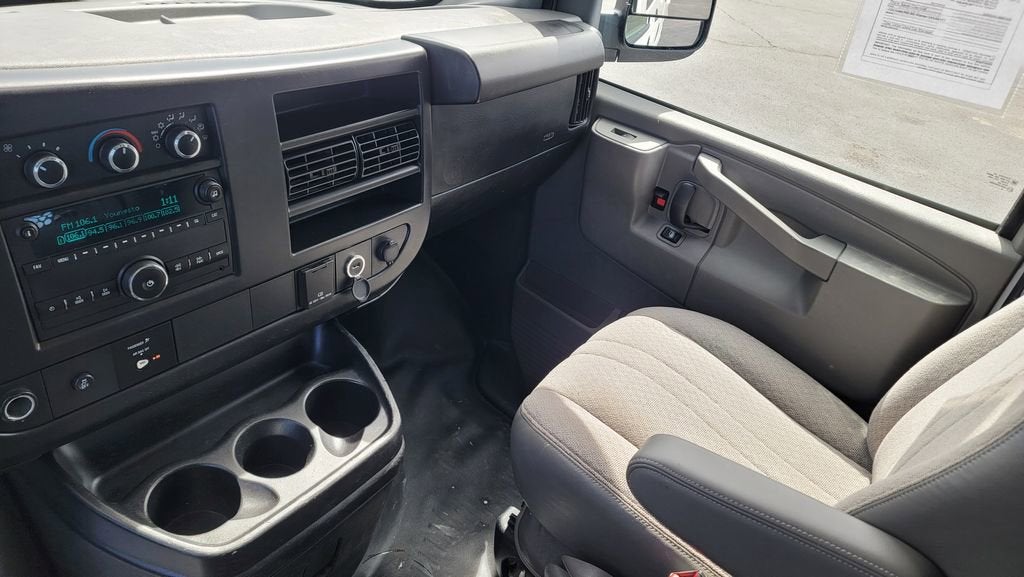 2017 GMC Savana Cargo 2500 Work Van