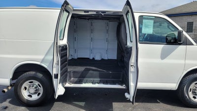2017 GMC Savana Cargo 2500 Work Van