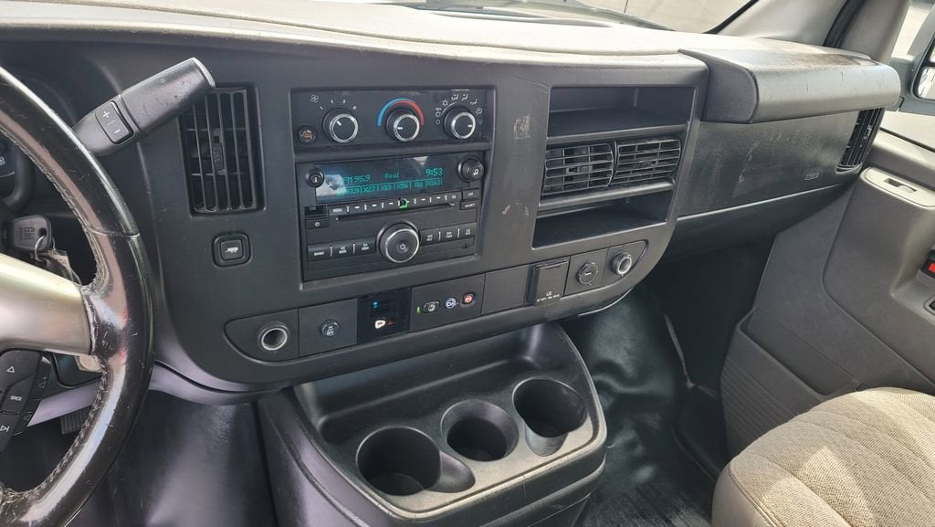 2017 GMC Savana Cargo 2500 Work Van