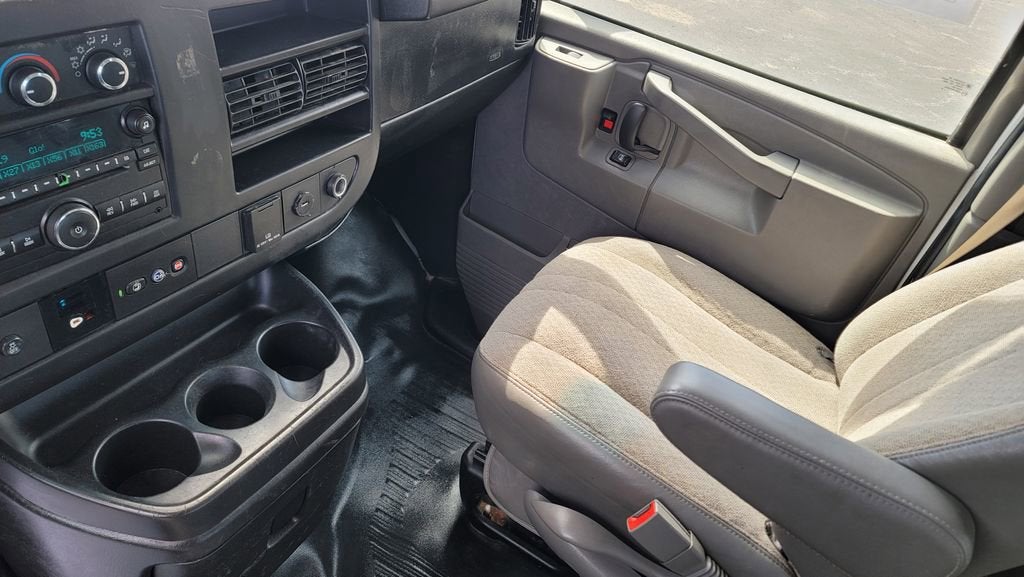2017 GMC Savana Cargo 2500 Work Van