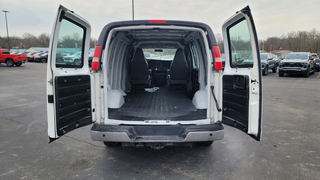 2017 GMC Savana Cargo 2500 Work Van