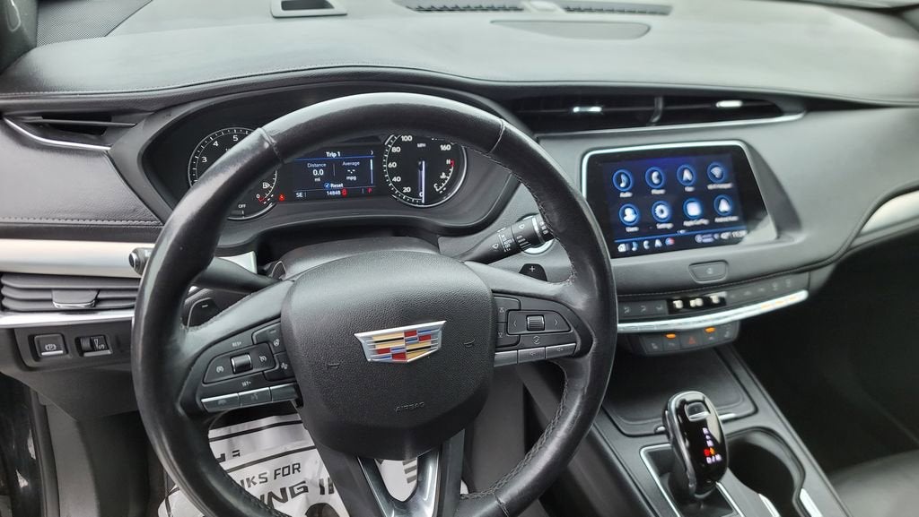 2023 Cadillac XT4 Premium Luxury