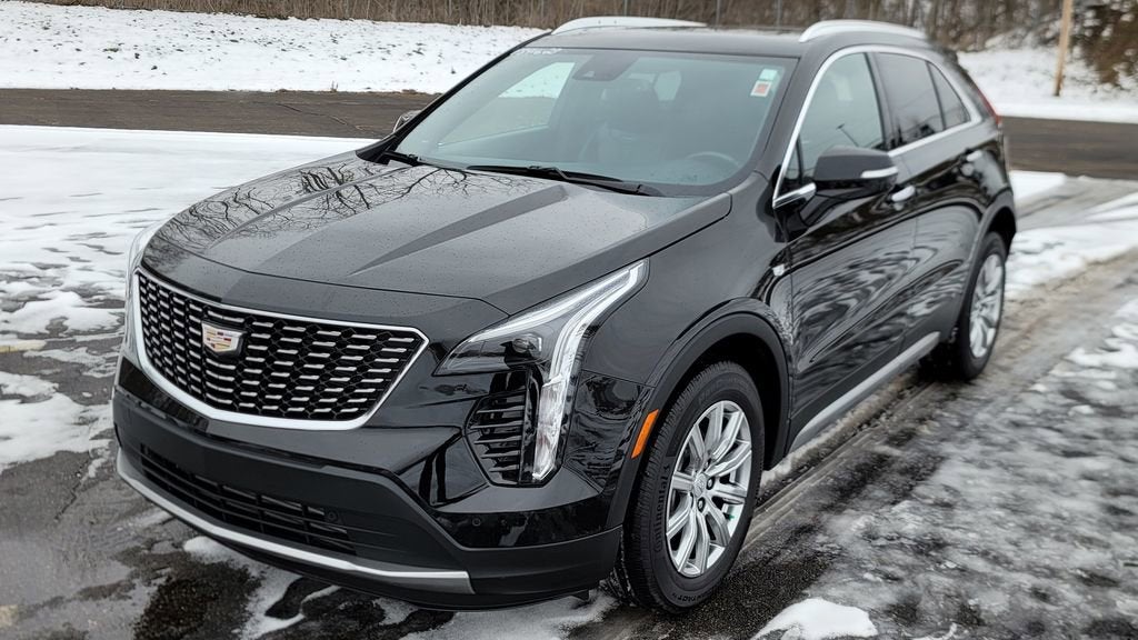 2023 Cadillac XT4 Premium Luxury