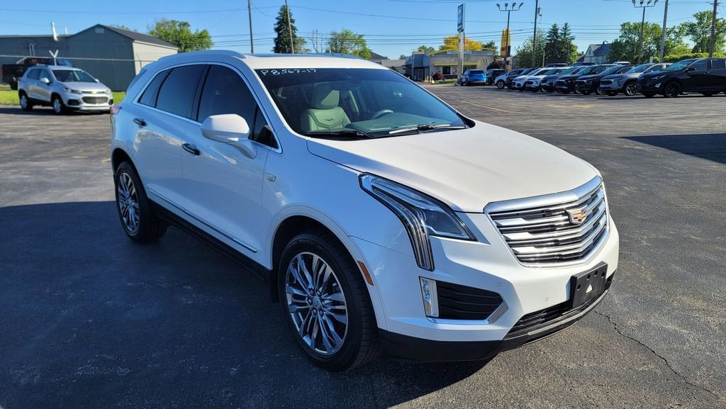 2017 Cadillac XT5 Premium Luxury FWD