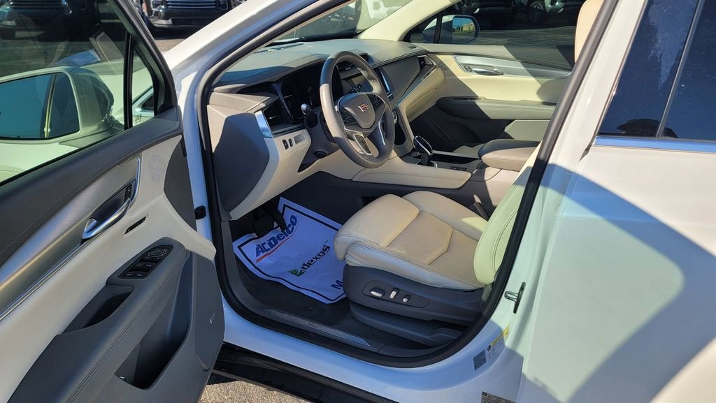 2017 Cadillac XT5 Premium Luxury FWD