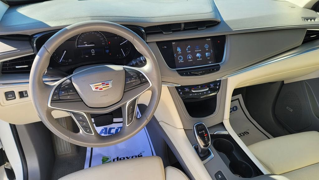 2017 Cadillac XT5 Premium Luxury FWD