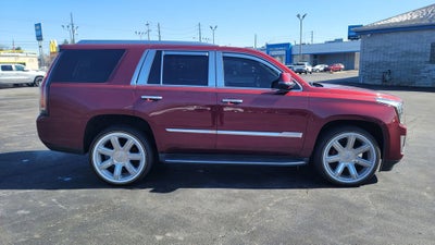 2016 Cadillac Escalade Luxury Collection