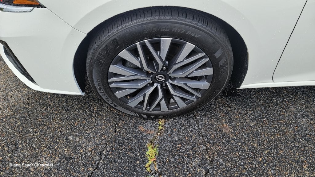2025 Nissan Altima SV