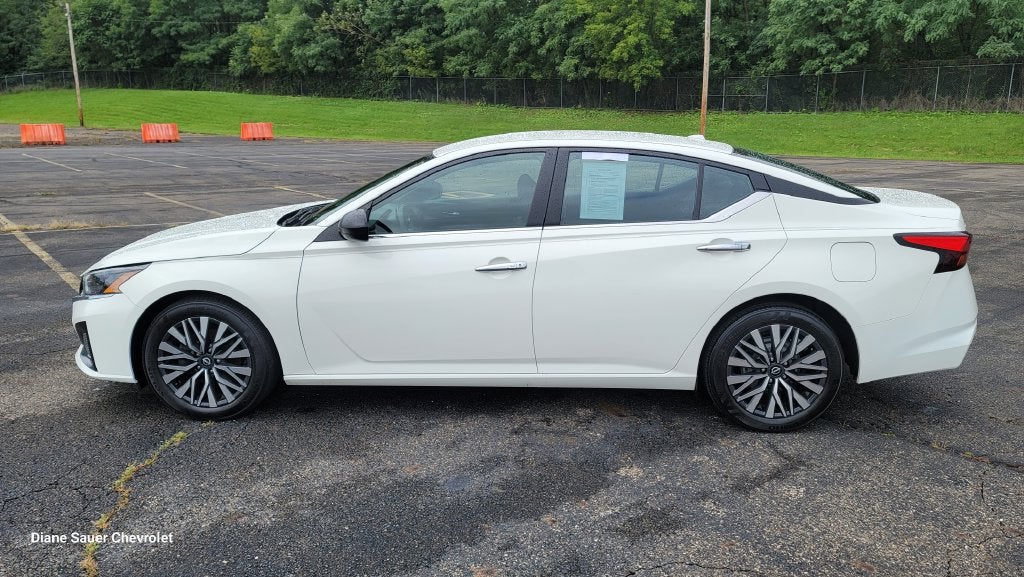 2025 Nissan Altima SV