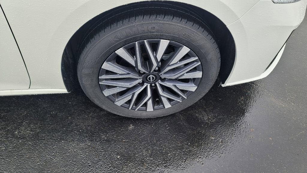 2025 Nissan Altima SV