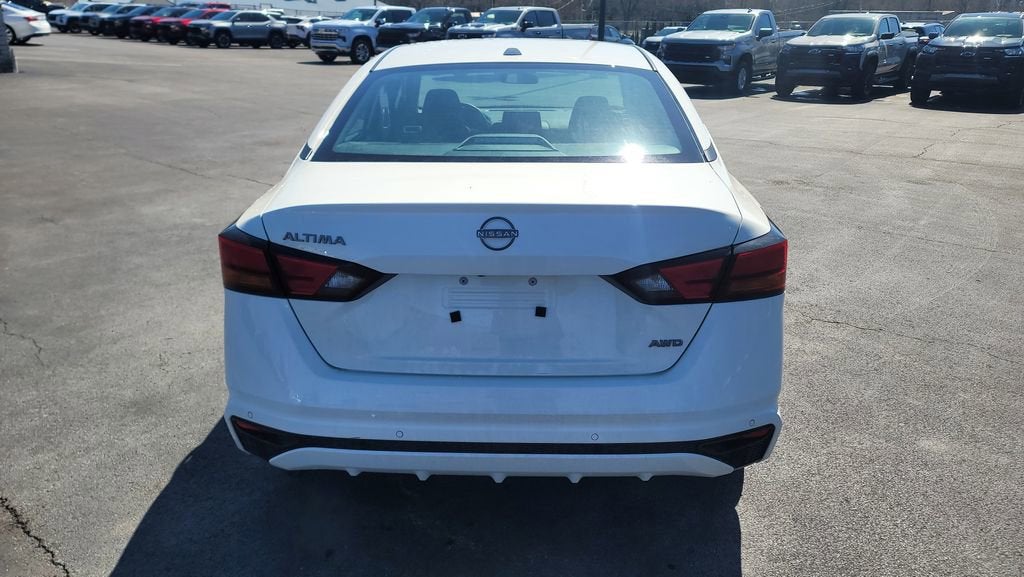 2025 Nissan Altima SV