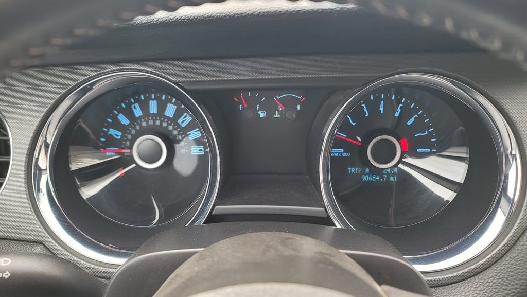 2014 Ford Mustang V6