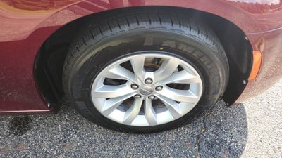 2018 Chrysler 300 Touring