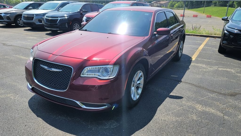 2018 Chrysler 300 Tour