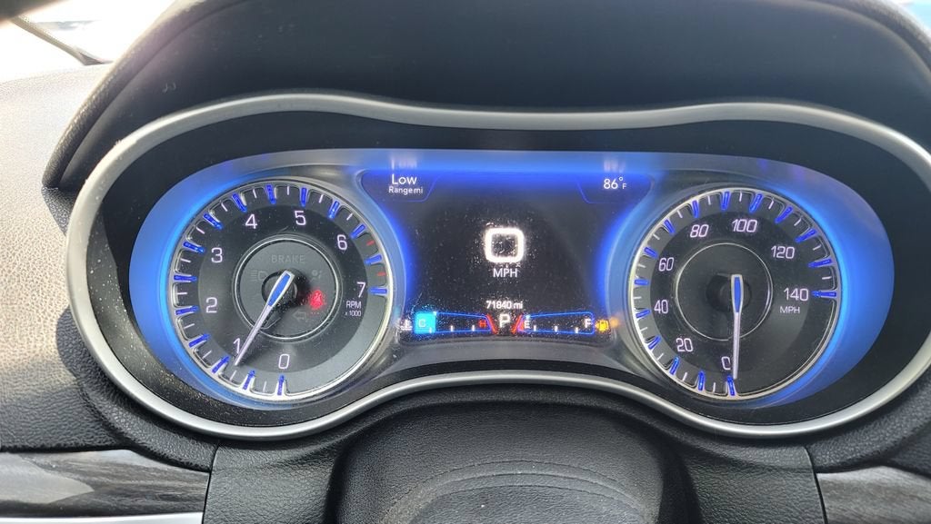 2018 Chrysler 300 Tour