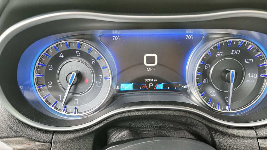 2016 Chrysler 300 Limited