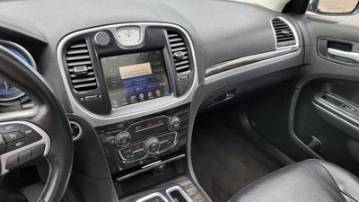 2016 Chrysler 300 Limited