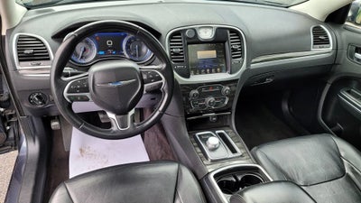 2016 Chrysler 300 Limited
