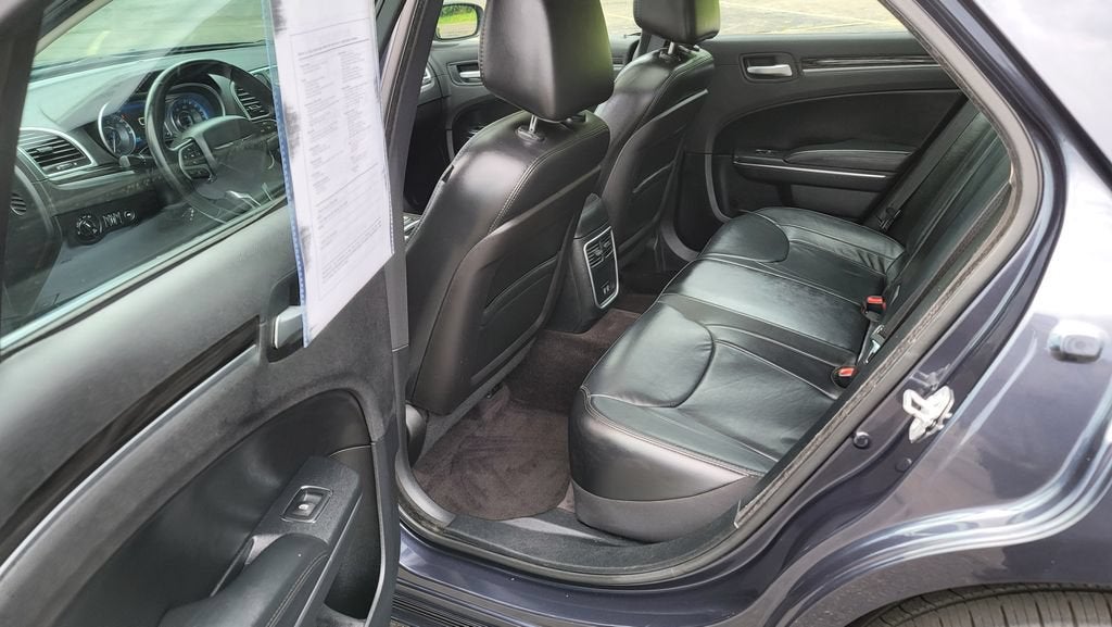 2016 Chrysler 300 Limited