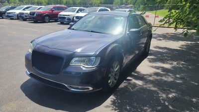 2016 Chrysler 300 Limited