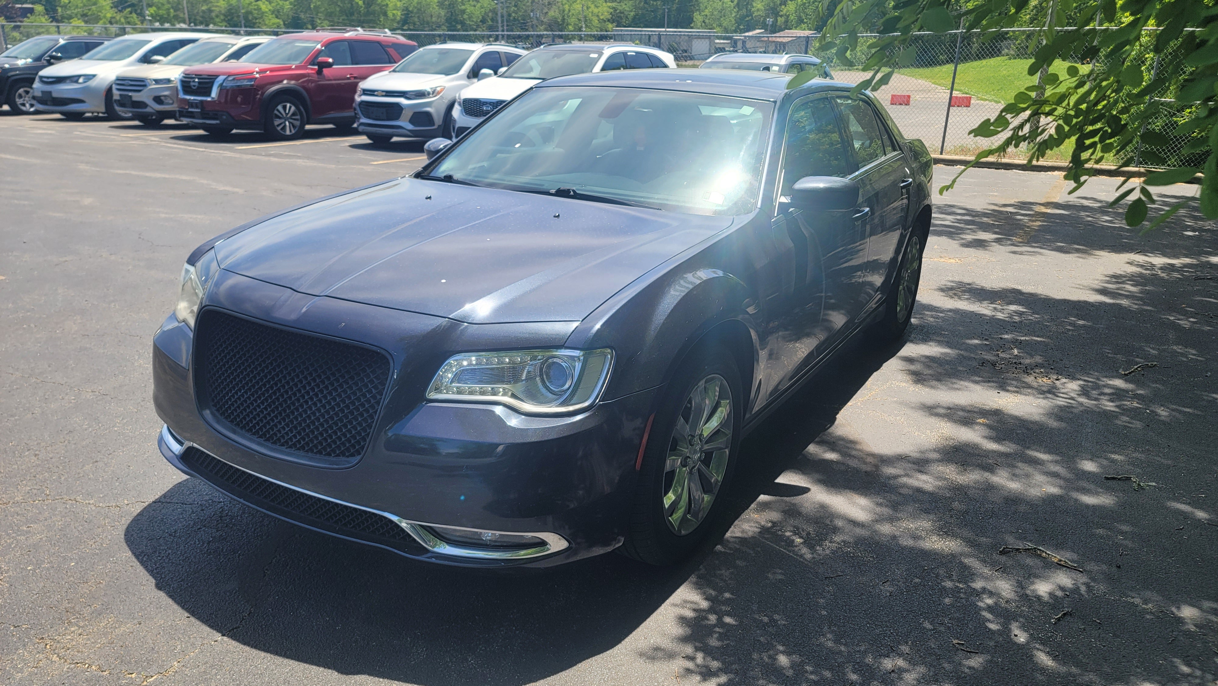 2016 Chrysler 300 Limited