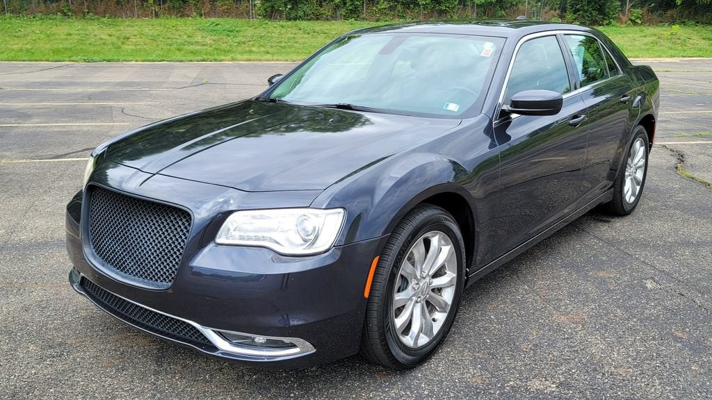 2016 Chrysler 300 Limited