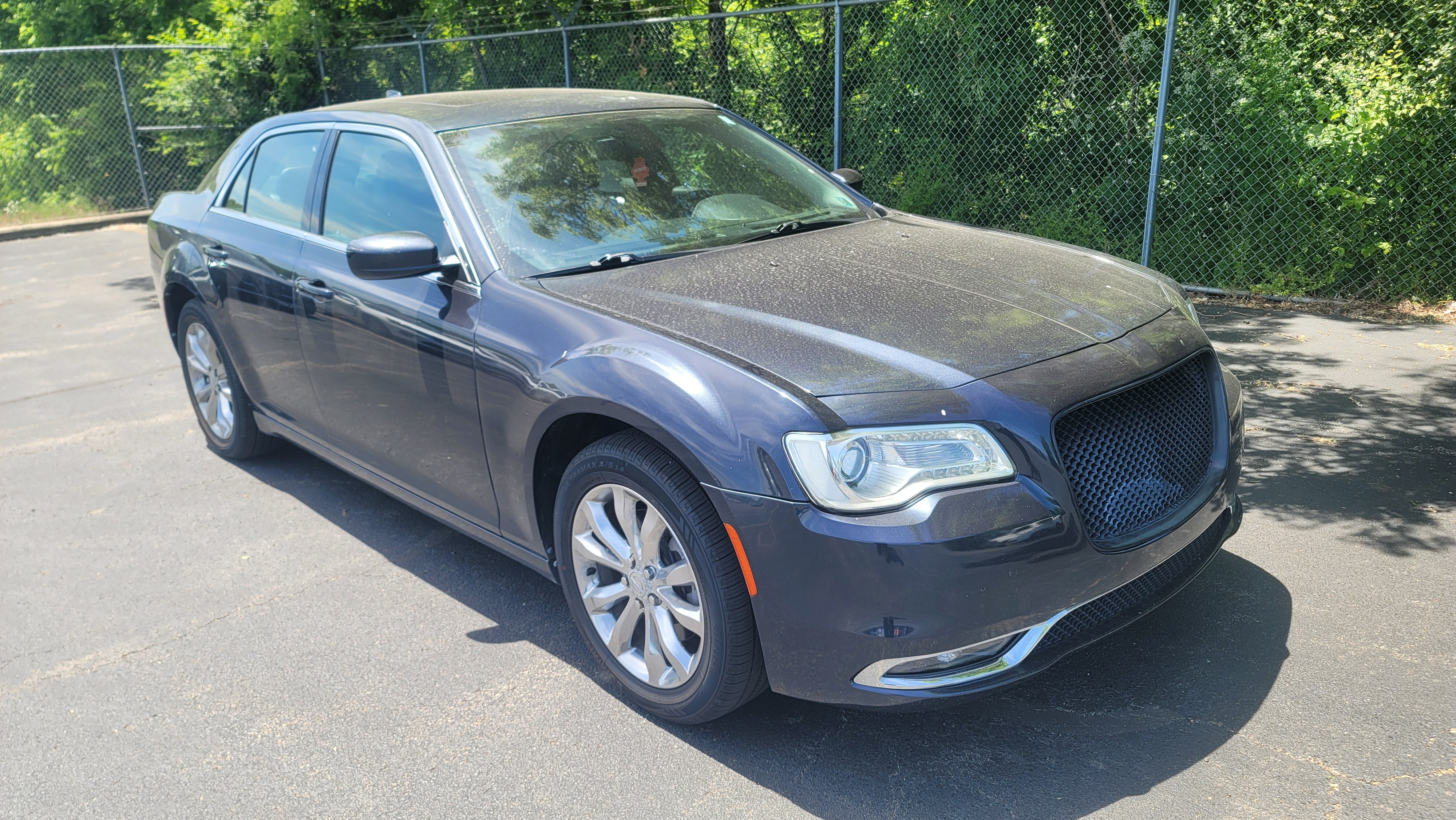 2016 Chrysler 300 Limited