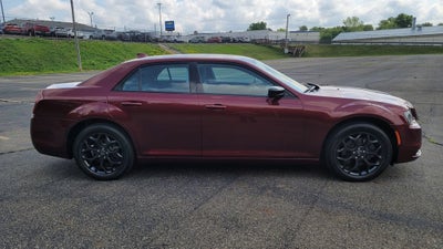 2021 Chrysler 300 Touring AWD