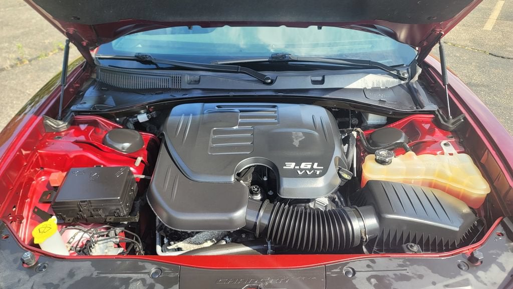 2021 Dodge Charger SXT RWD