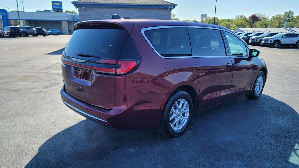 2023 Chrysler Pacifica Touring L