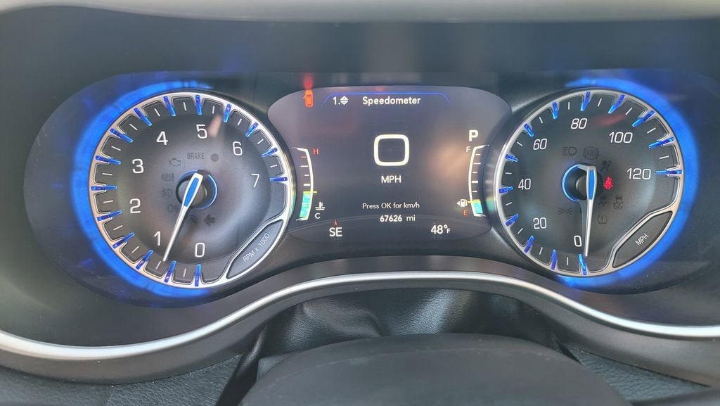 2023 Chrysler Pacifica Touring L