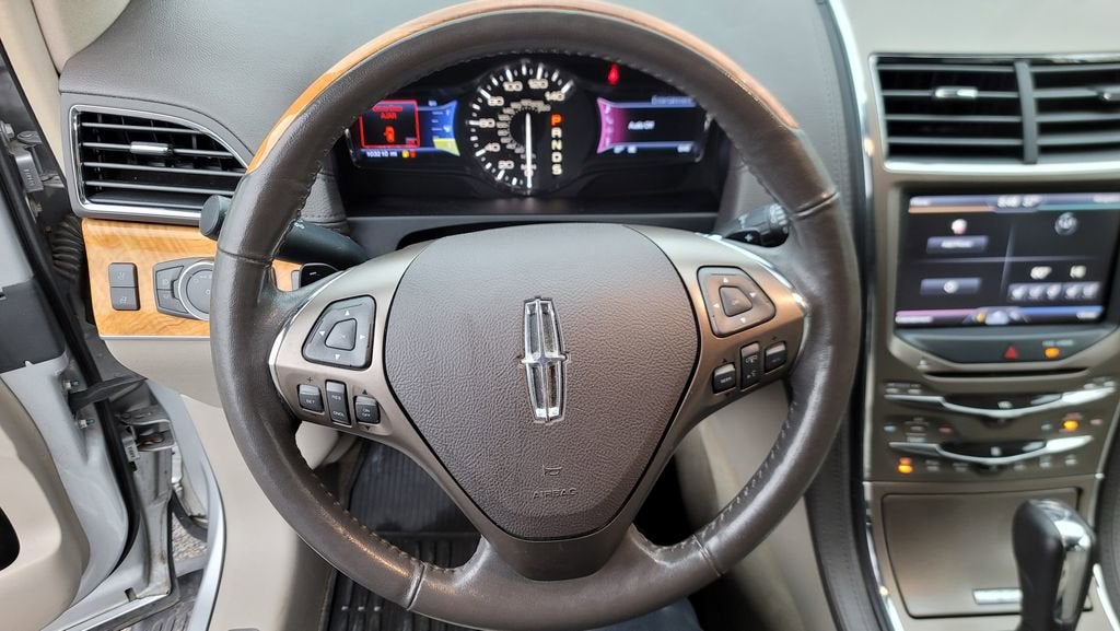 2013 Lincoln MKX Base