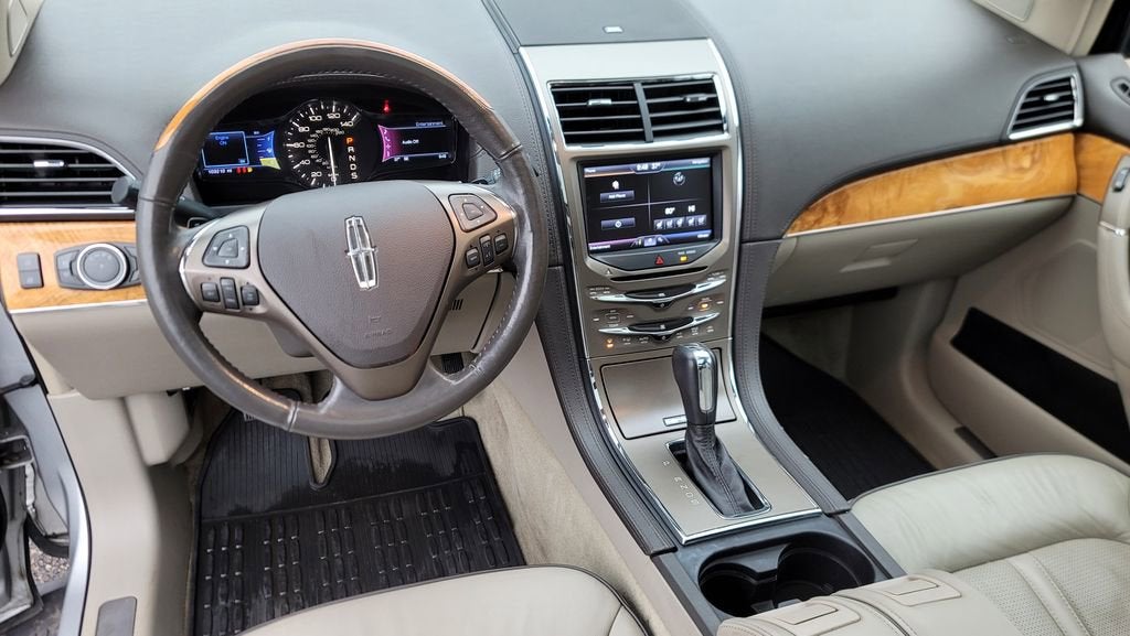 2013 Lincoln MKX Base