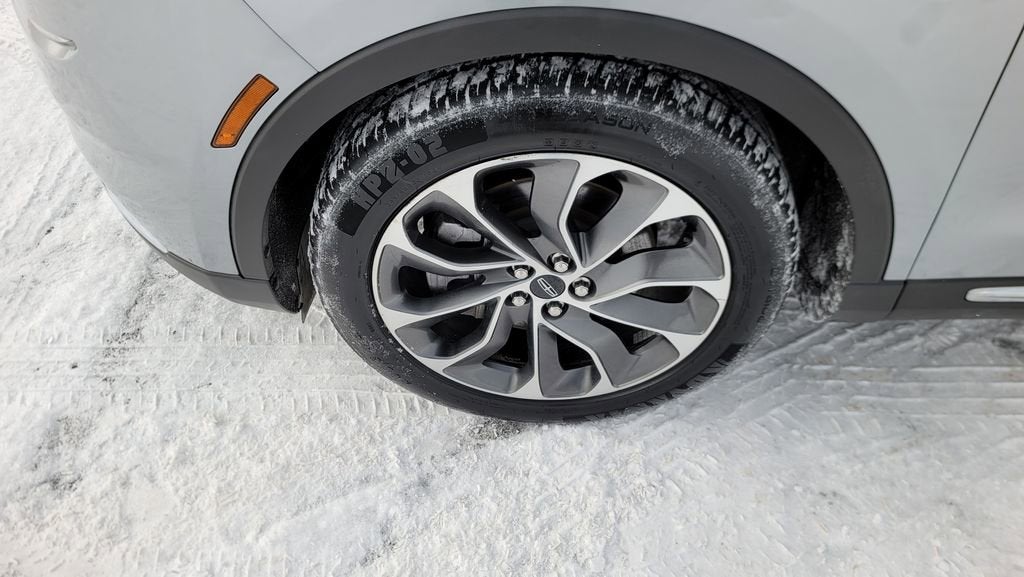 2021 Lincoln Nautilus Reserve