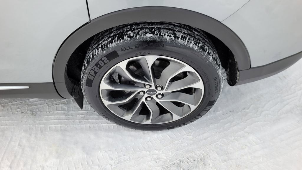 2021 Lincoln Nautilus Reserve