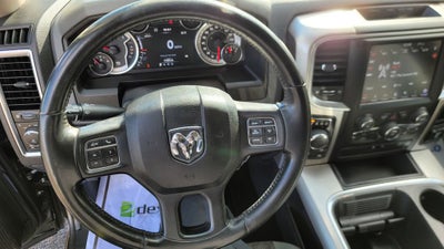 2018 RAM 1500 Big Horn Crew Cab 4x4 5'7" Box