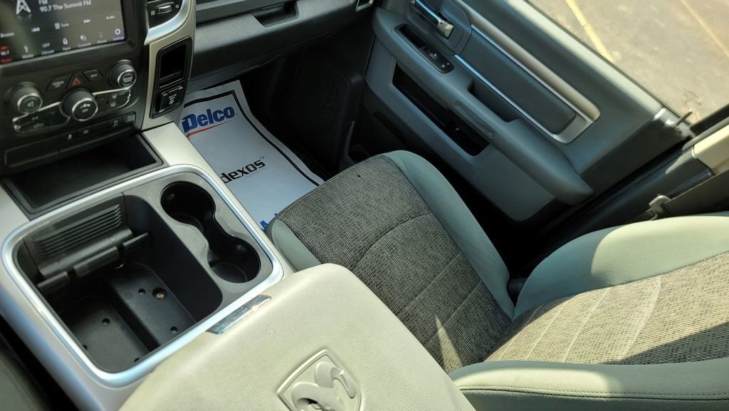 2018 RAM 1500 Big Horn Crew Cab 4x4 5'7" Box