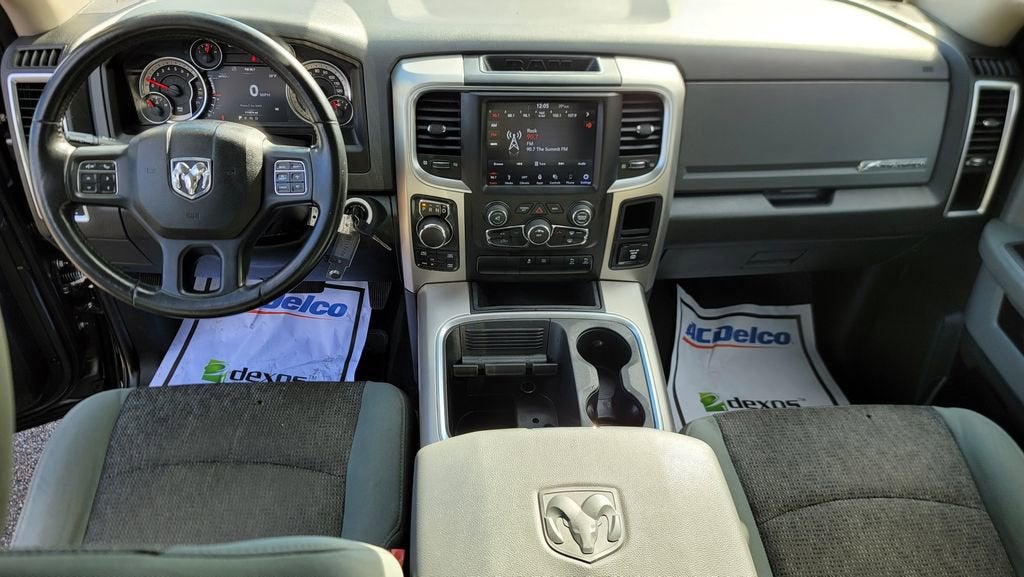 2018 RAM 1500 Big Horn Crew Cab 4x4 5'7" Box