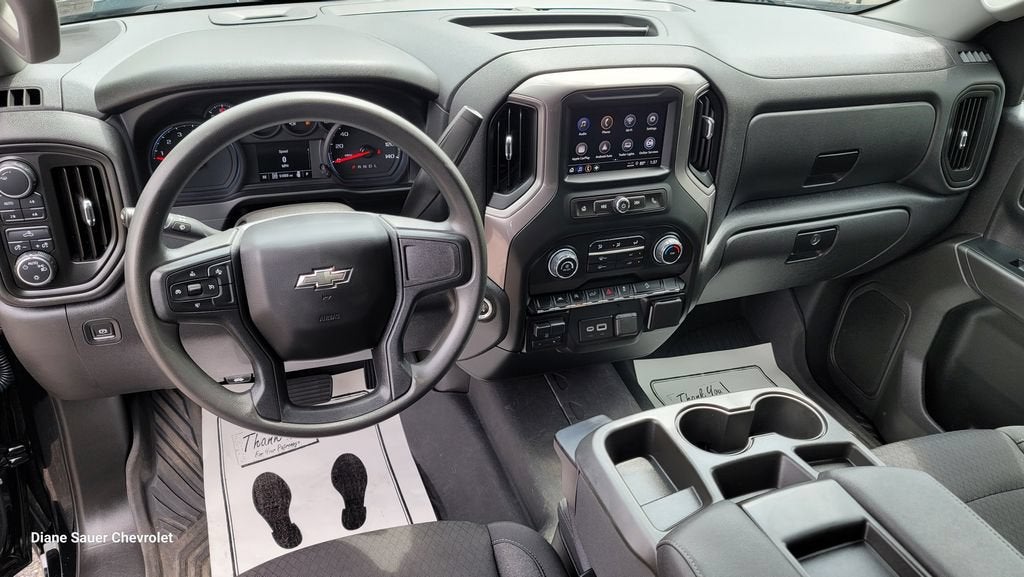 2023 Chevrolet Silverado 1500 Custom Trail Boss