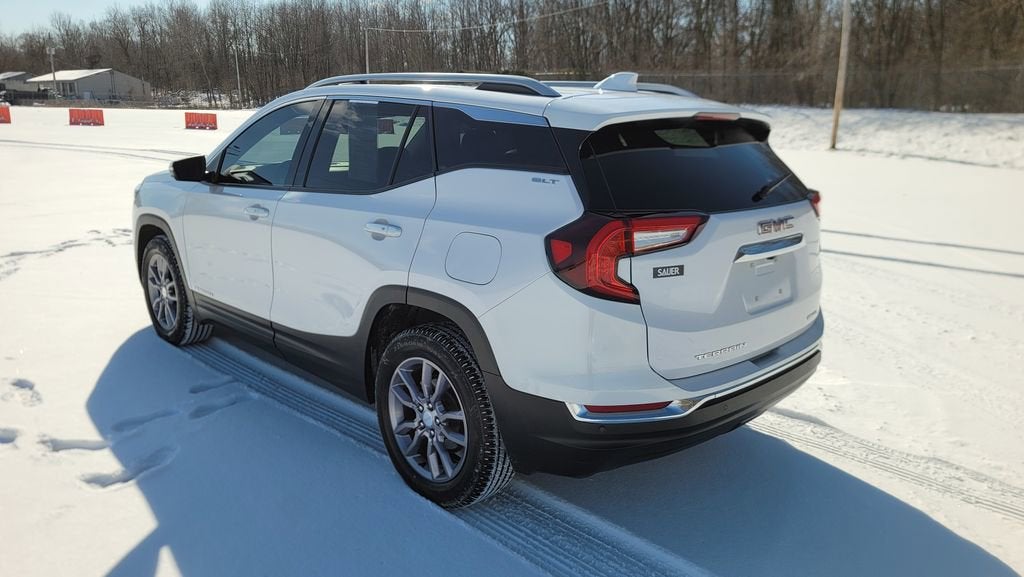 2023 GMC Terrain SLT