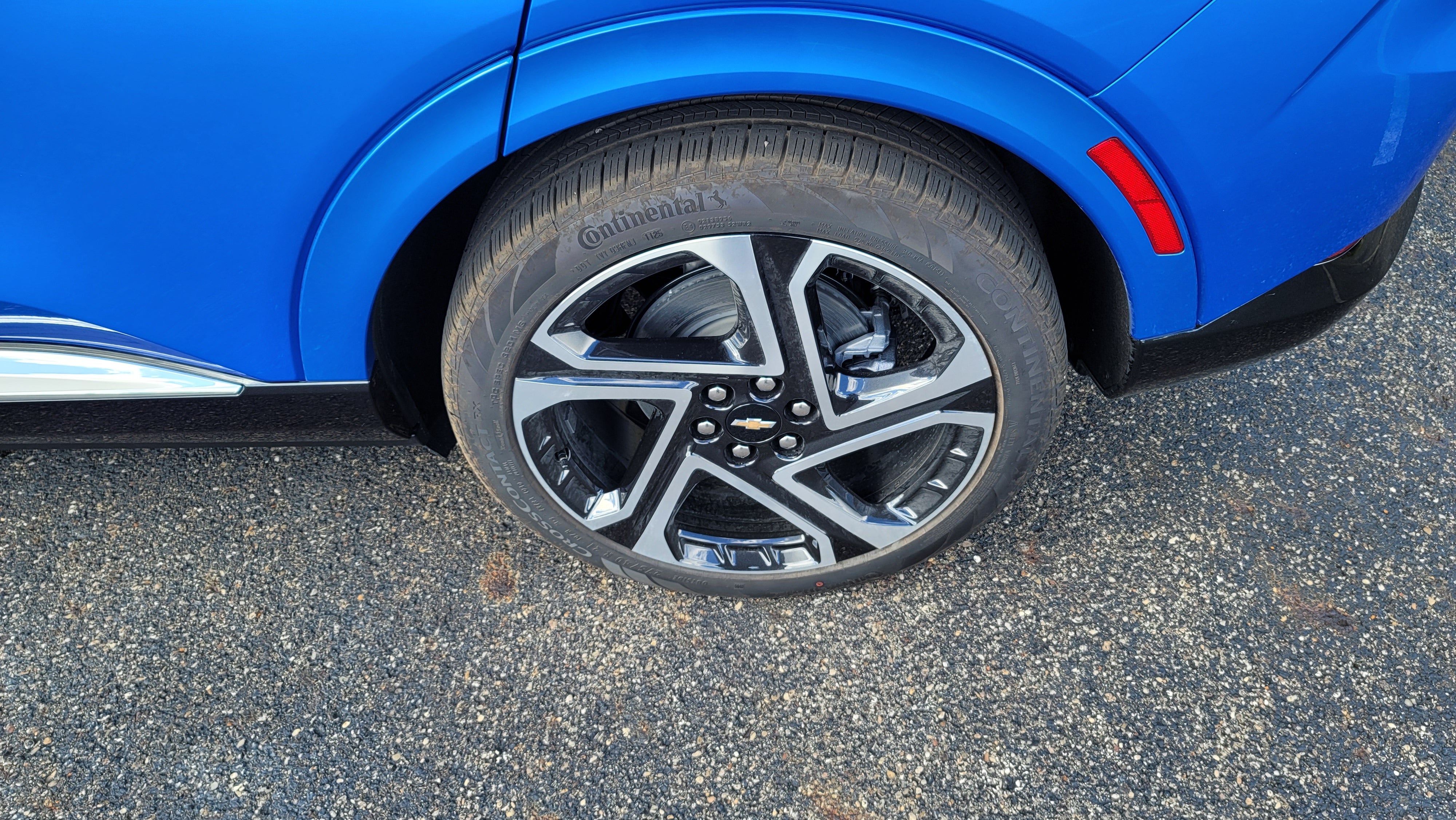 2025 Chevrolet Equinox EV LT