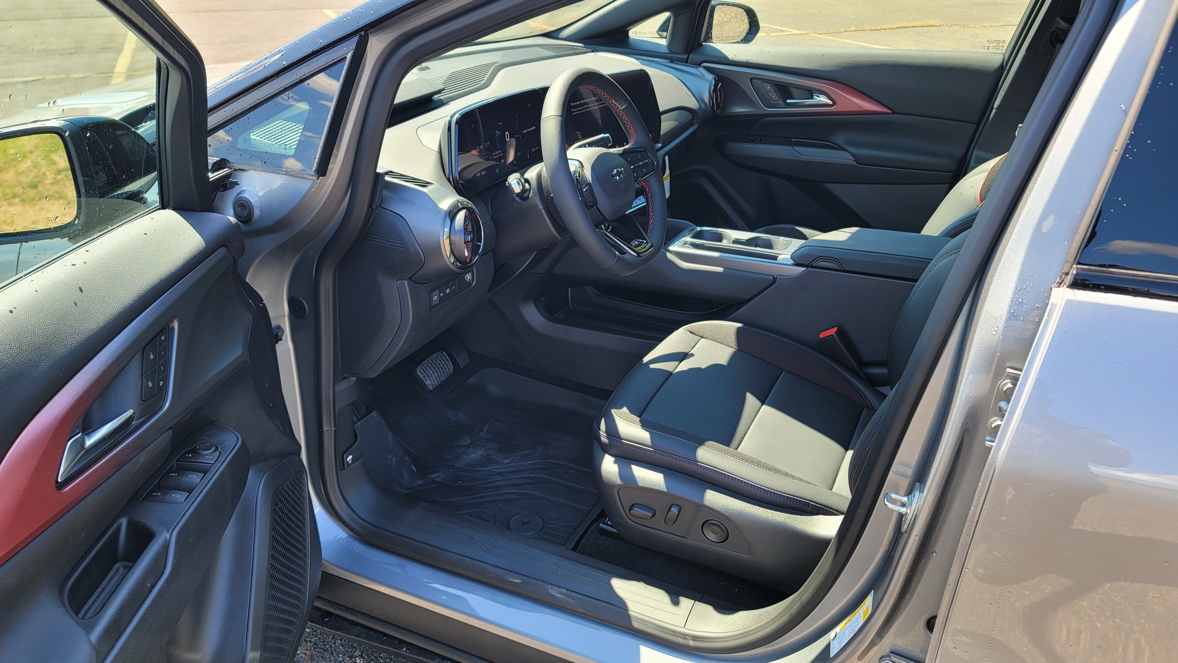 2025 Chevrolet Equinox EV RS