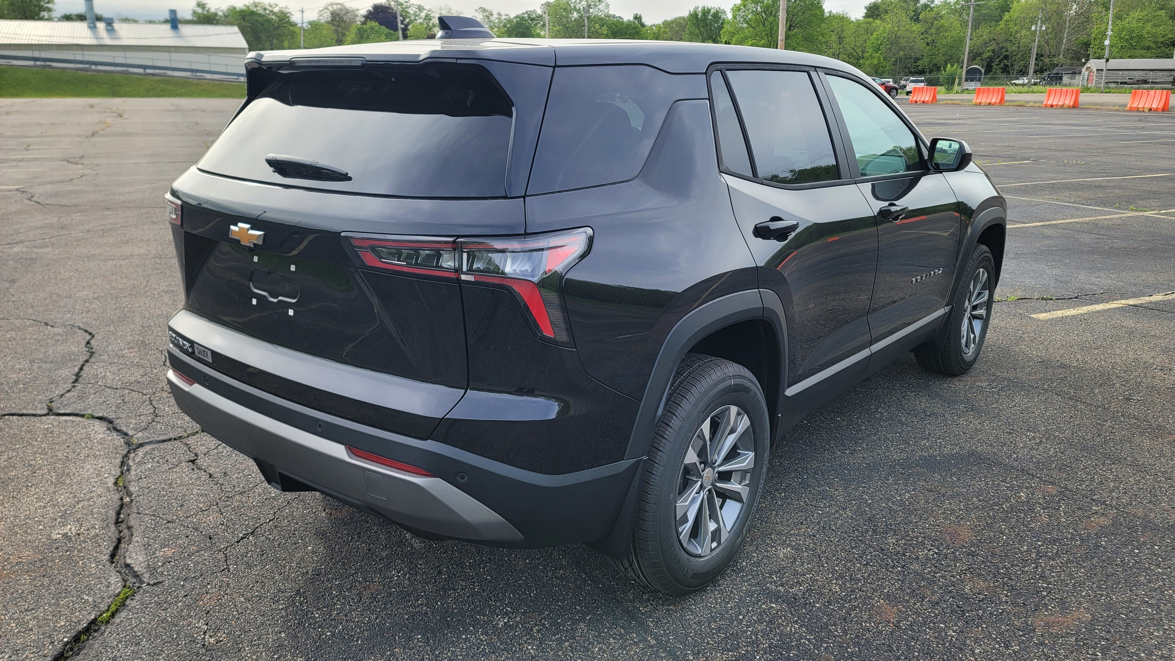 2026 Chevrolet Equinox LT - Photo 12