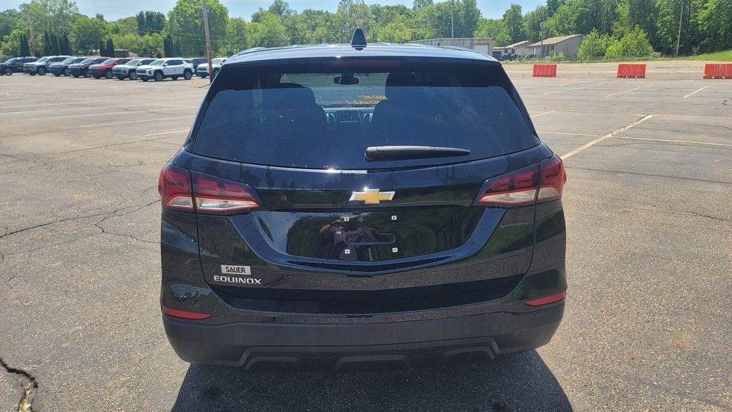 2023 Chevrolet Equinox LS