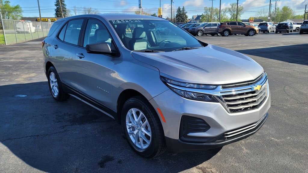 2023 Chevrolet Equinox LS