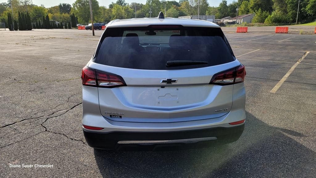 2022 Chevrolet Equinox LT - Photo 10