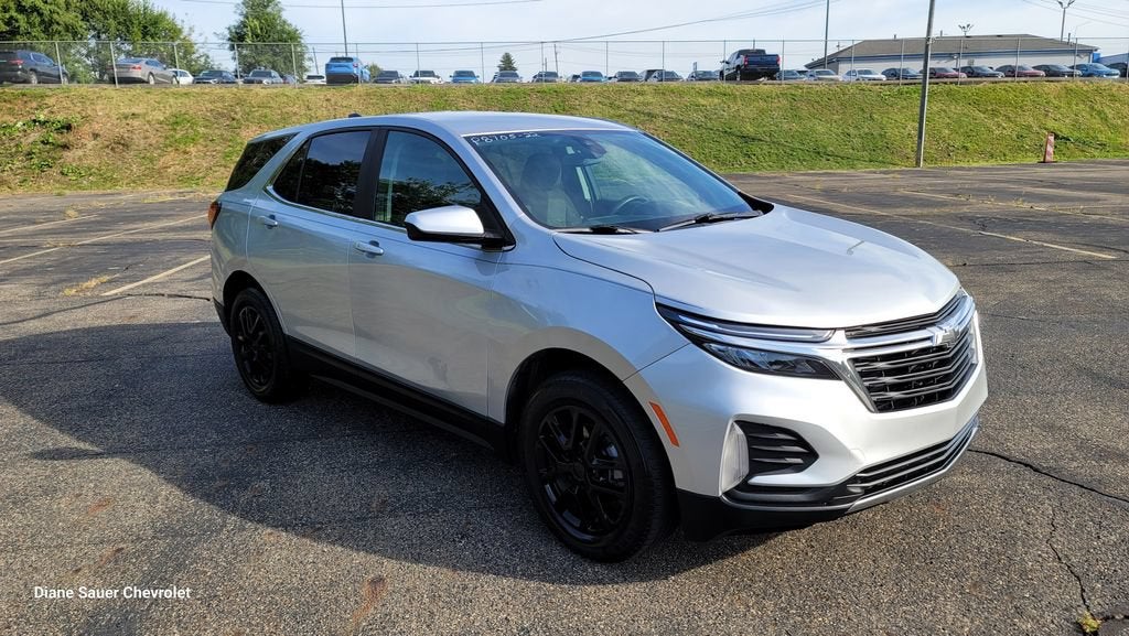2022 Chevrolet Equinox LT - Photo 16