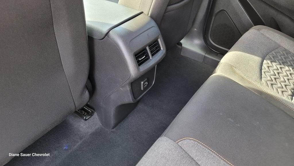 2022 Chevrolet Equinox LT - Photo 26