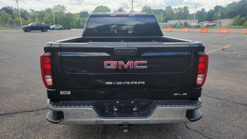 2024 GMC Sierra 1500 SLE