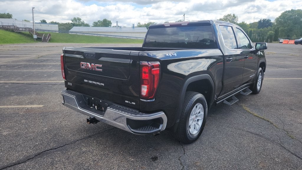 2024 GMC Sierra 1500 SLE